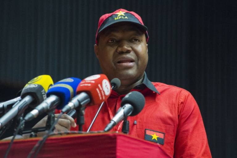 MPLA em democracia sem oposição interna