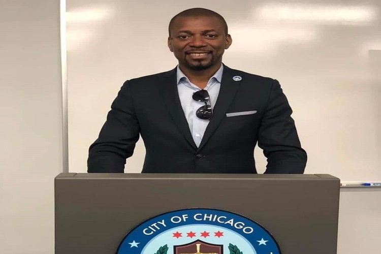 Benja Satula: “Aqueles que tornam impossível uma revolução pacífica, tornam inevitável uma revolução violenta”