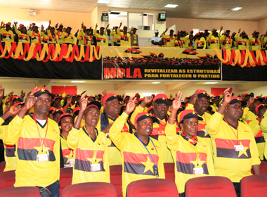 MPLA vai exonerar a informática por pagamento de salário sem autorização superior