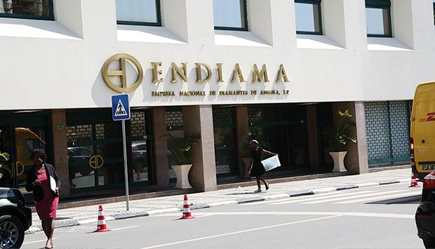 1_604669589600728e18b785