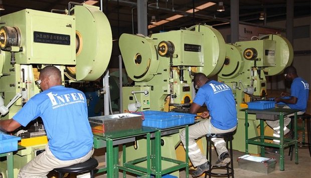 industria_e_comercio_18570850375ff4bbe781574