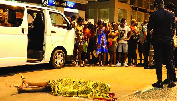 suicidio_na_porta_do_jornal_162060891760129a334fd3c