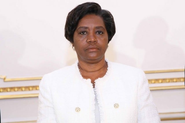 ANA-PAULA-SACRAMENTO