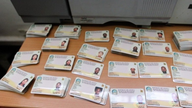 cidadaos-preocupados-com-a-qualidade-do-novo-bilhete-de-identidade_1495131370-b