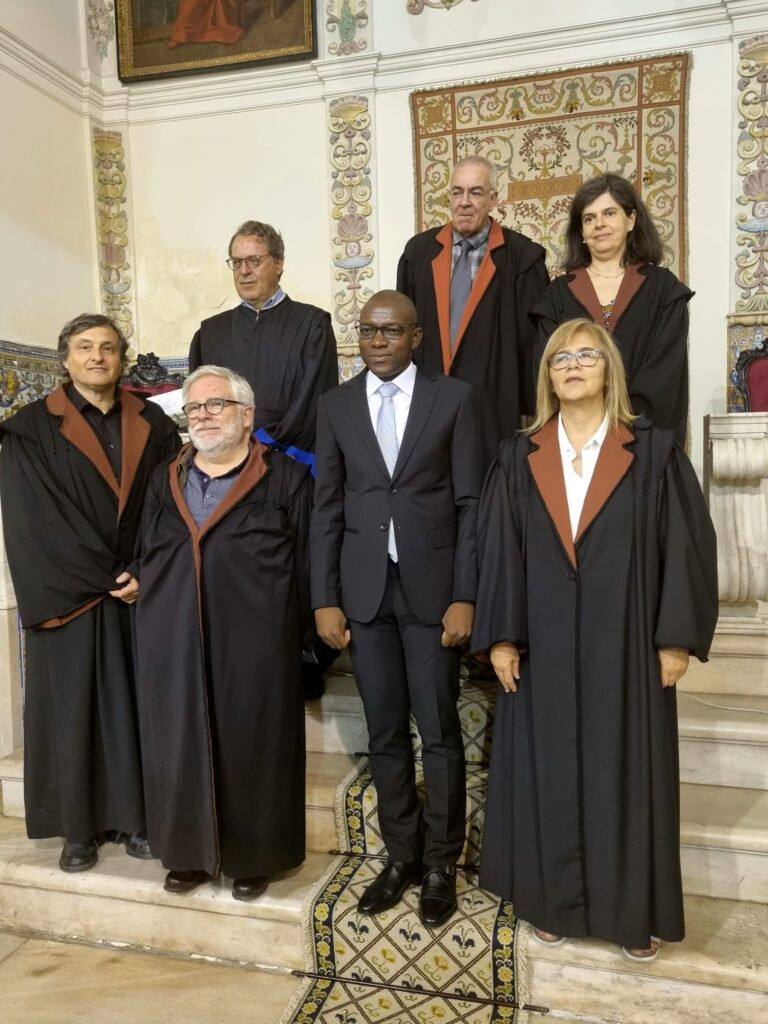 Distinção e unanimidade: Jovem angolano de 36 anos termina segundo doutoramento na prestigiada Universidade de Évora/Portugal