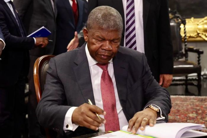 Mudanças no topo do MPLA e do executivo á vista