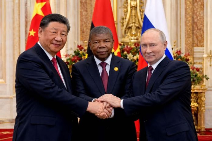 RUSSIA, ANGOLA E CHINA